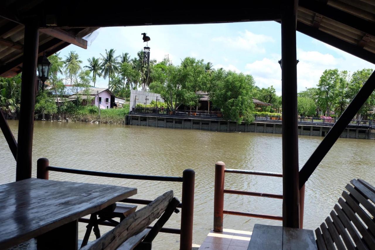 Ruennamyen Resort Amphawa Samut Songkhram Exterior foto